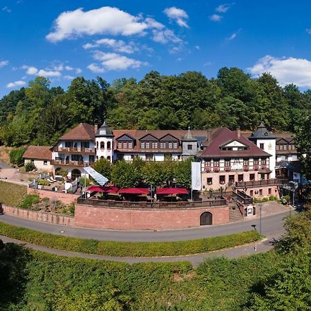 Naturhotel Ruegers Forstgut Mespelbrunn Buitenkant foto