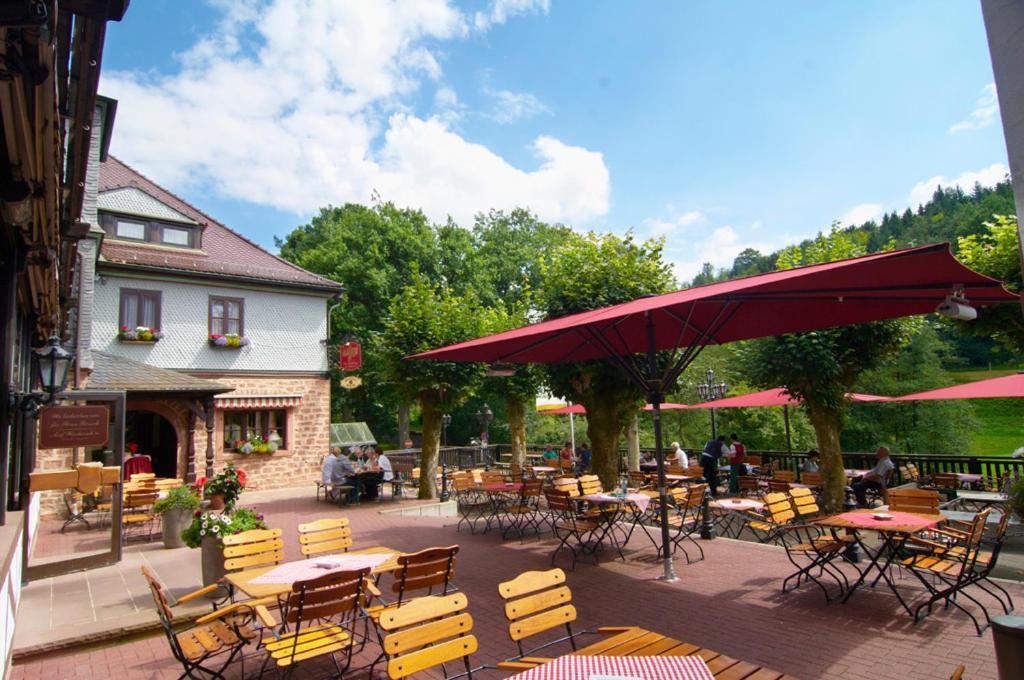 Naturhotel Ruegers Forstgut Mespelbrunn Buitenkant foto