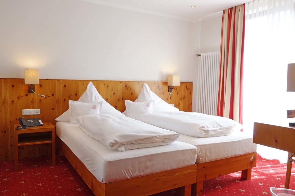 Naturhotel Ruegers Forstgut Mespelbrunn Buitenkant foto